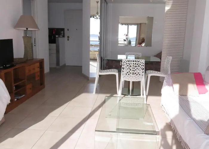 شقة 2 Pieces Climatise Face Avec Parking A - Fr-1-780-48