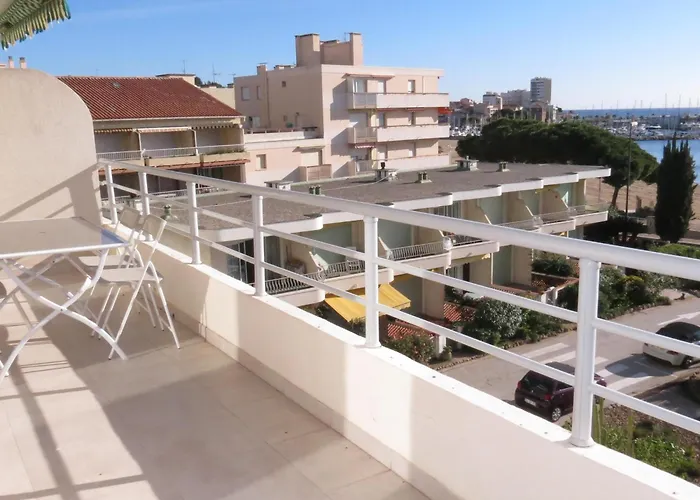 شقة 2 Pieces Climatise Face Avec Parking A - Fr-1-780-48 *