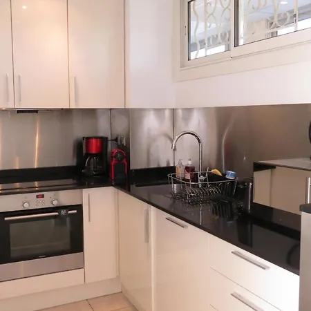 Apartment 2 Pieces Climatise Face Avec Parking A - Fr-1-780-48 Sainte-Maxime