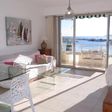 Apartment 2 Pieces Climatise Face Avec Parking A - Fr-1-780-48 Sainte-Maxime