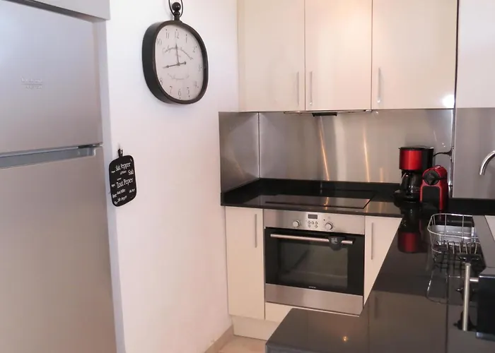 Apartment 2 Pieces Climatise Face Avec Parking A - Fr-1-780-48 Sainte-Maxime