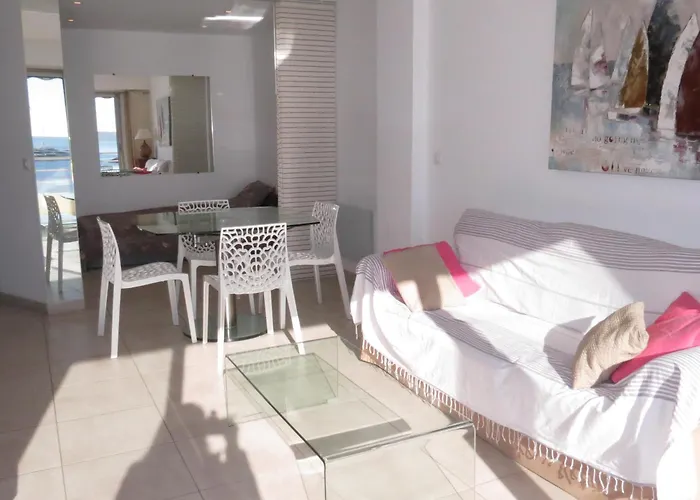 2 Pieces Climatise Face Avec Parking A - Fr-1-780-48