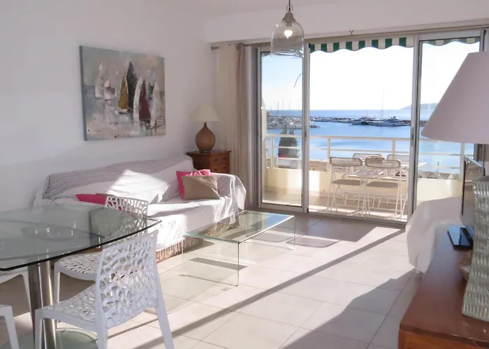 Apartment 2 Pieces Climatise Face Avec Parking A - Fr-1-780-48 Sainte-Maxime