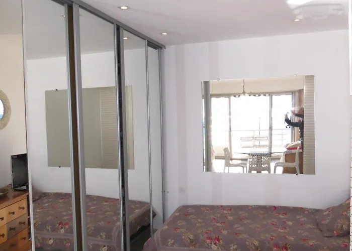 דירה 2 Pieces Climatise Face Avec Parking A - Fr-1-780-48 *