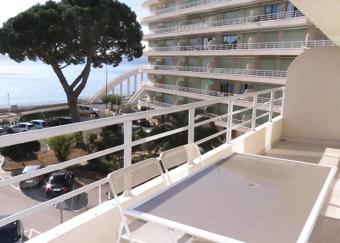 2 Pieces Climatise Face Avec Parking A - Fr-1-780-48 * Sainte-Maxime